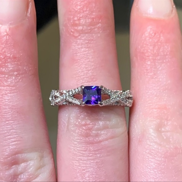 Ring Bomb Party Amethyst and White Topaz Ring - Size 9 - Picture 5 of 9